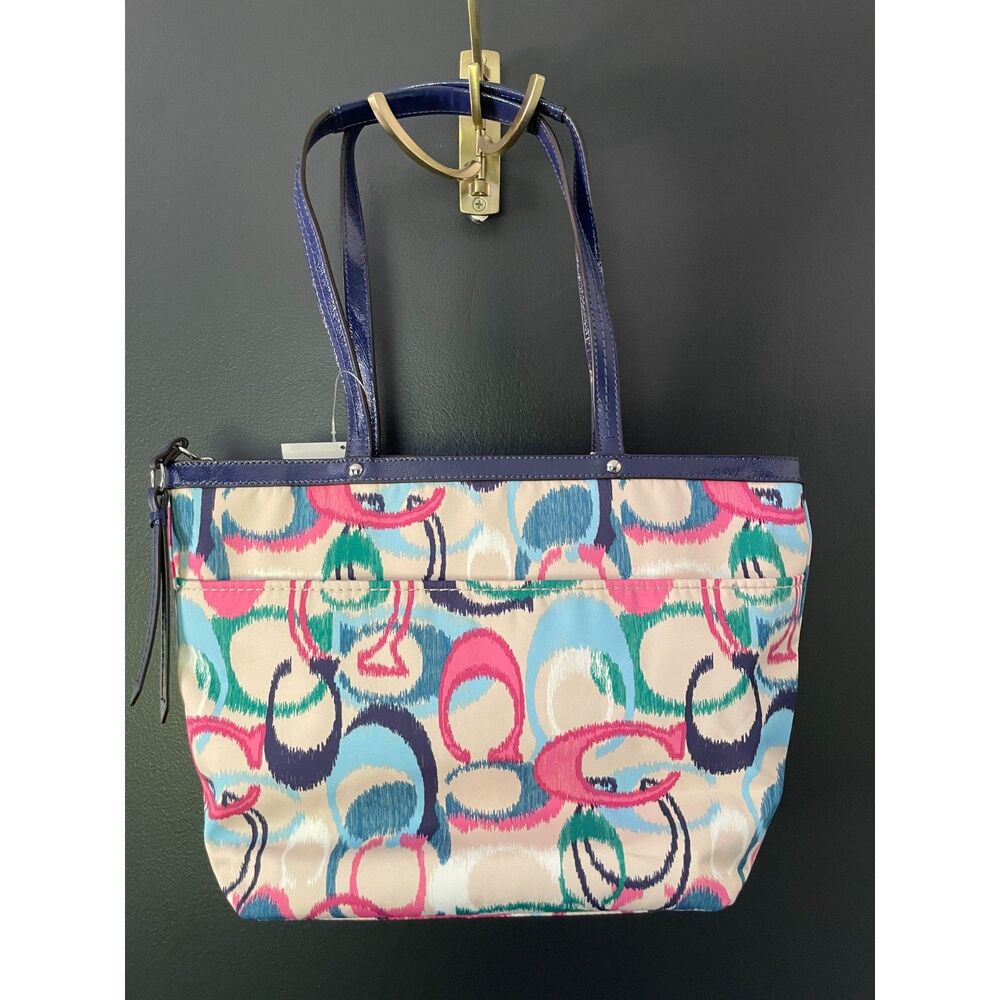 Coach Bag NWT Coach 2013 Vintage Ikat Scribble C Tote - Picture 9 of 9
